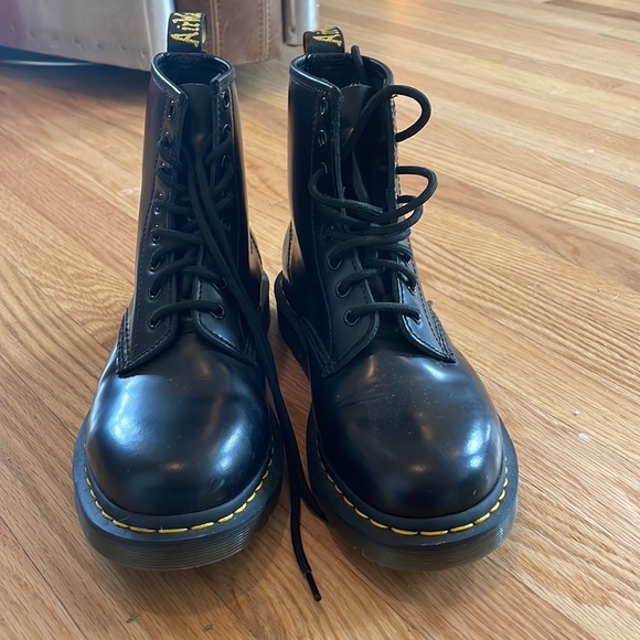 Dr. Martens Smooth Leather Lace Up Boots - Picture 2 of 4